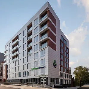 Hotel Express & Woodside Laguardia Airport New York