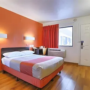 Locanda Super 8 By Wyndham Walnut Creek